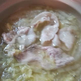 白菜とネギと豚肉の塩レモン鍋